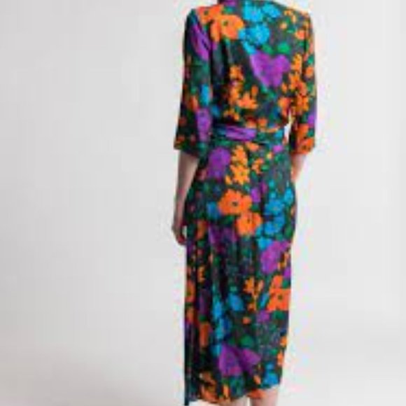 Warn NY - Size  - Silk Jacquard Eden Wrap Dress in Jungle - Picture 1 of 2